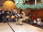 Annemarie speelt dwarsfluit